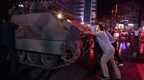 Казахстанский журналист рассказал о подробностях военного госпереворота в Турции