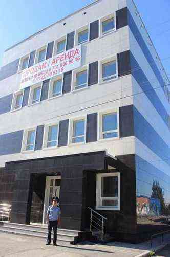 1471242996_to-samoe-zdanie-po-ulice-bajjtursynova