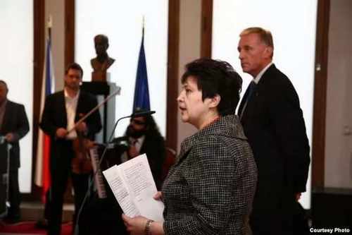 pogudx47q2r6hoscv.59205bef