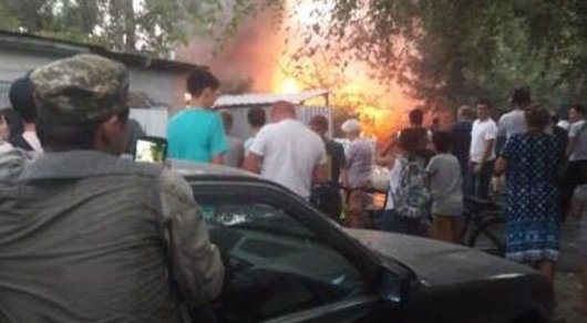 пожар  в центре Алматы 